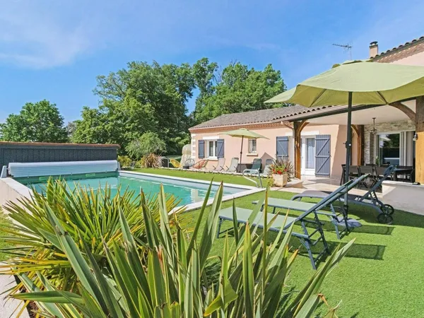 MAISON FAMILIALE D'EXCEPTION AUX PORTES DE PÉRIGUEUX