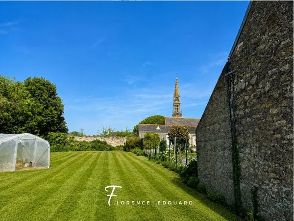 Terrain 2000 m²