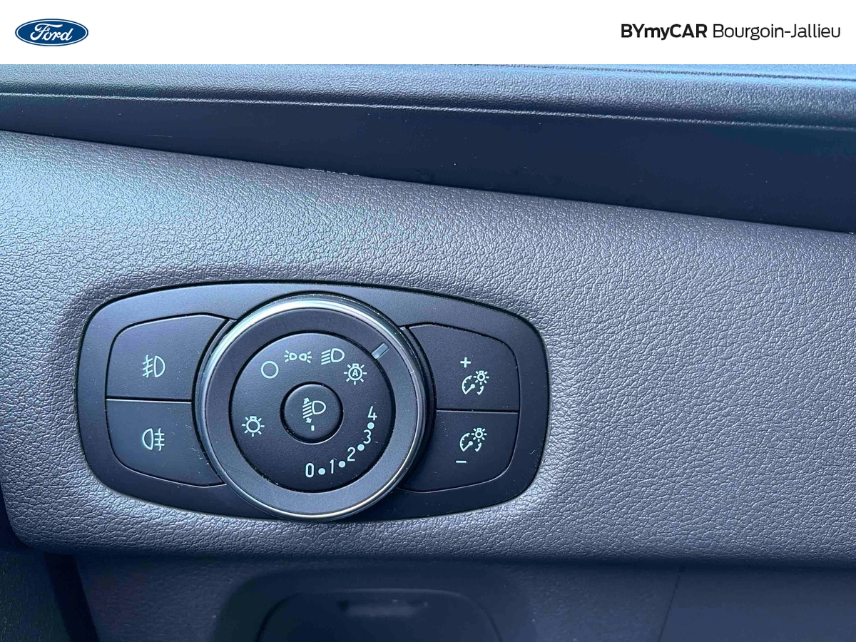 Ford TRANSIT CUSTOM CA 320 L1H1 2.0 ECOBLUE 170 BVA — photo 19