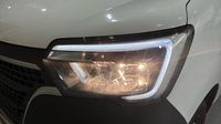 Renault Master F3500 L2H2 2.3 Blue dCi 135ch Confort Euro6 — photo 12
