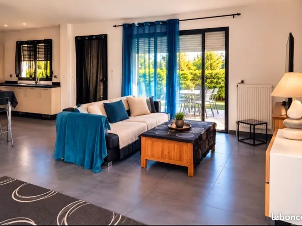 🏡 Rez-de-jardin meublé 66 m² - Location 1 à 10 mois - Pleumeleuc