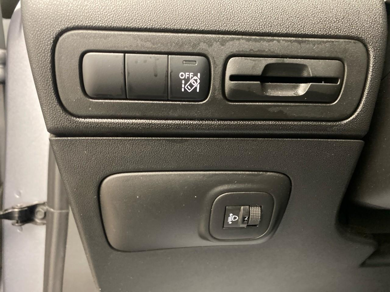 Citroën C3 Aircross puretech 130 s&s eat6 shine — photo 19