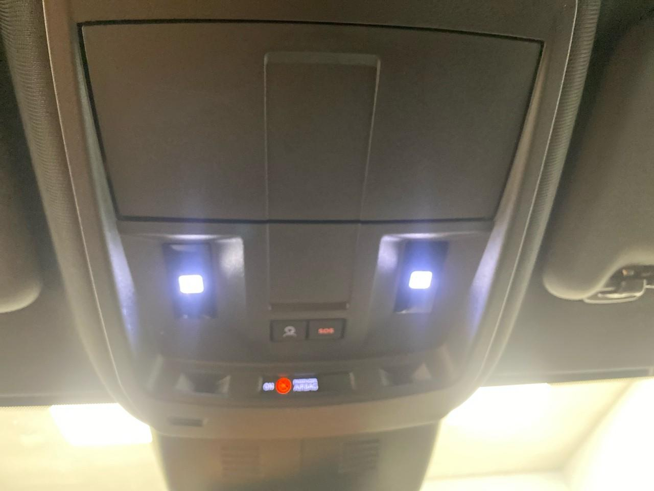 Peugeot 3008 hybrid 136 e-dcs6 gt — photo 17