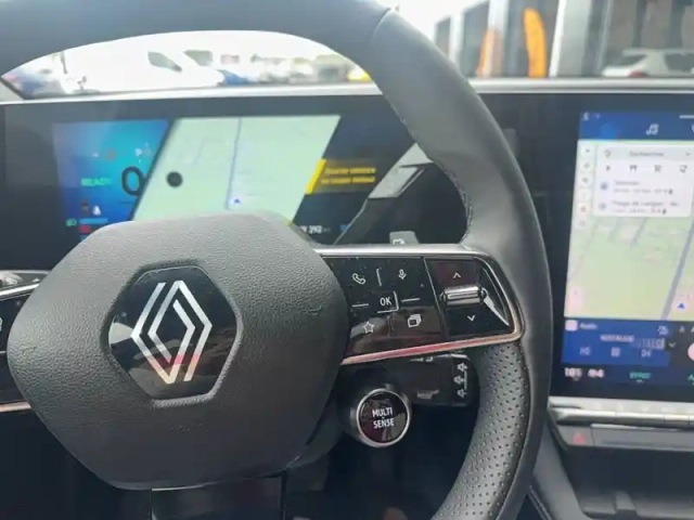 Renault Scenic e-tech électrique 220 ch grande autonomie — photo 3