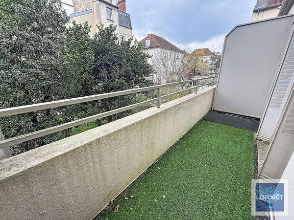 ? DIJON, BAS DE MONTCHAPET ? T3 AVEC PARKING ET CAVE