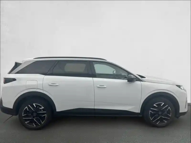 Peugeot 5008 hybrid 136 e-dcs6 — photo 4