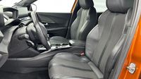 Peugeot 2008 1.2 PureTech 130ch S&S GT — photo 9