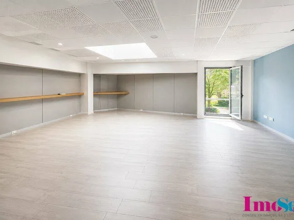 Bureau 42 m²