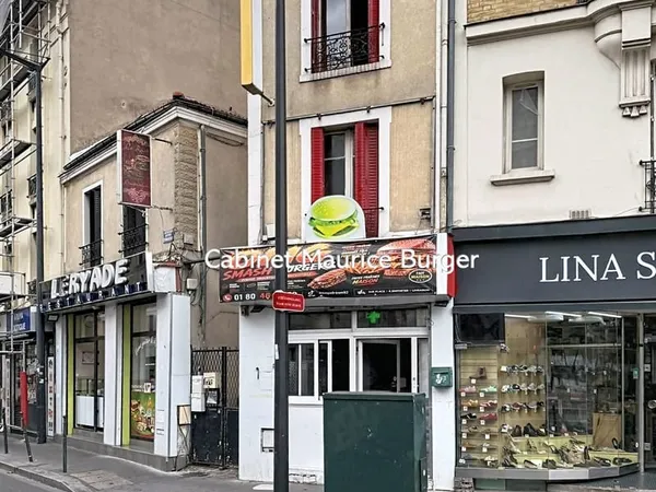 Asnières-sur-Seine Avenue d'Argenteuil Immeuble en monop