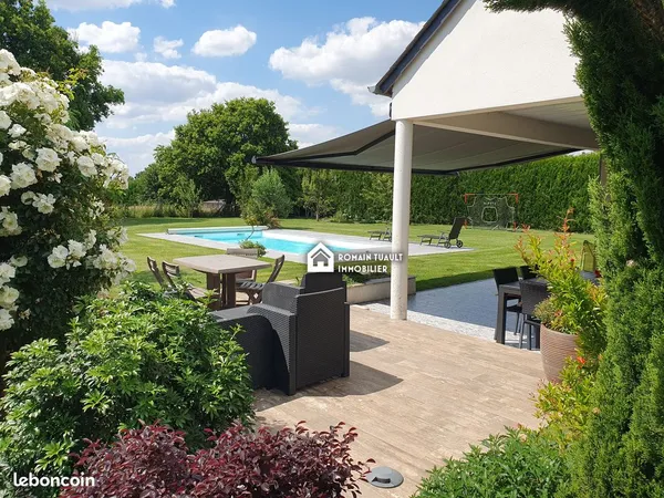 Maison 8 pièces 206 m²