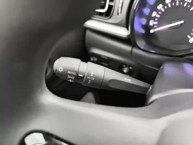 Citroën C3 puretech 110 ch bvm6 max — photo 18