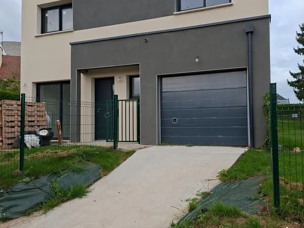 A vendre maison neuve St Jean du Cardonnay