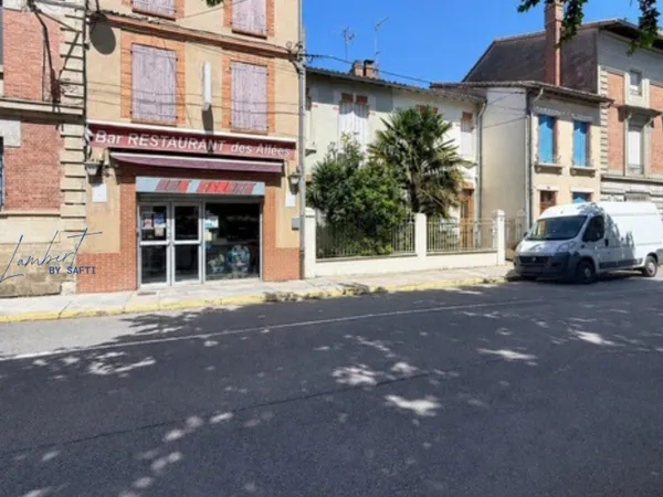 À vendre à Villemur-sur-Tarn Murs commerciaux et fonds de commerce de restaurant