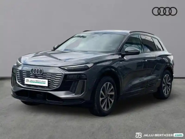 Audi E-Tron q6   306ch performance s line