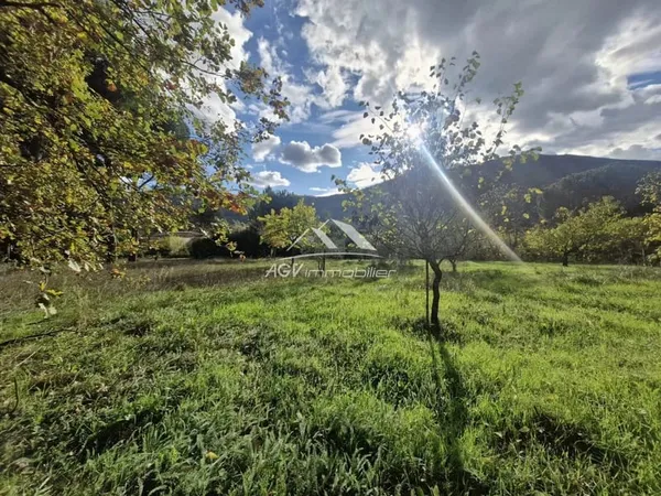 Proche Des Mages une parcelle de terrain constructible 3100 m²