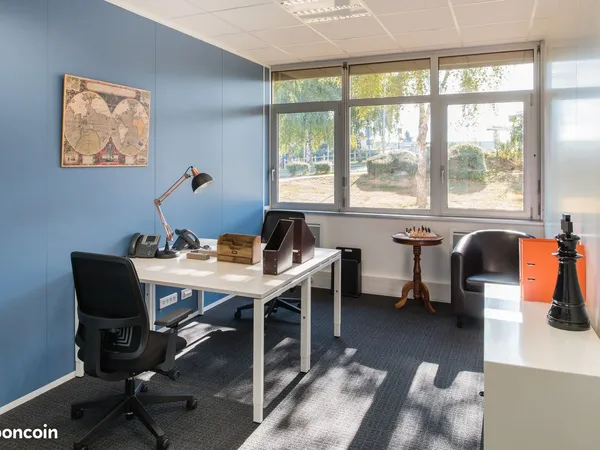 Bureau privé à louer pour 2 personnes à Orly Orlytech