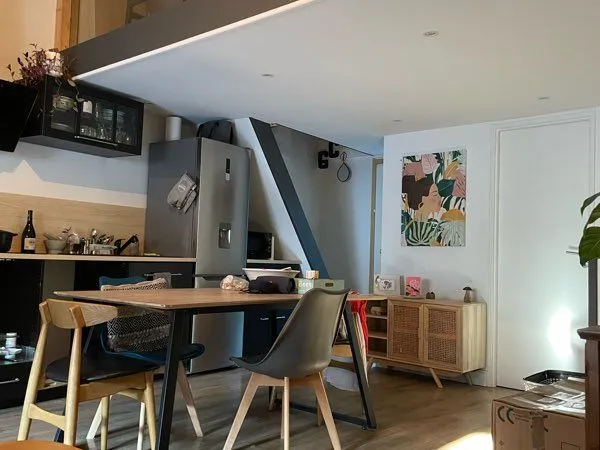 Colocation chambre femme + tv + wc