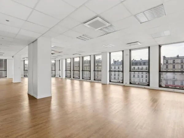 Bureaux 360 m²