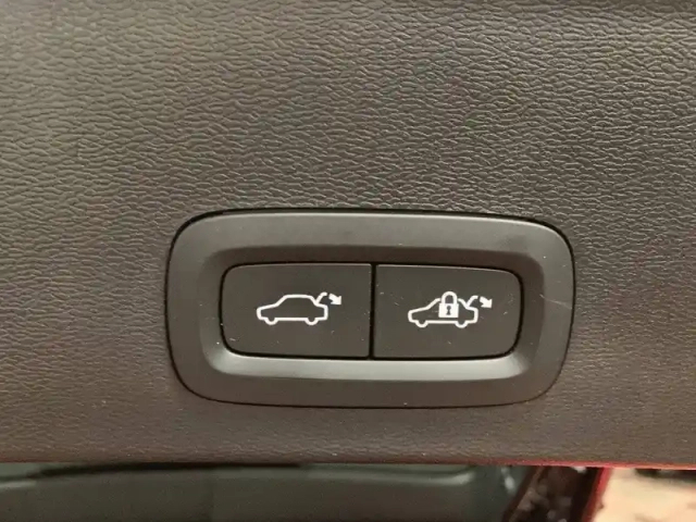 Volvo Xc40 recharge 231 ch 1edt — photo 43