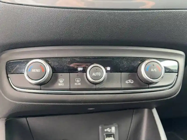 Opel Crossland X 1.2 turbo 130 ch — photo 50