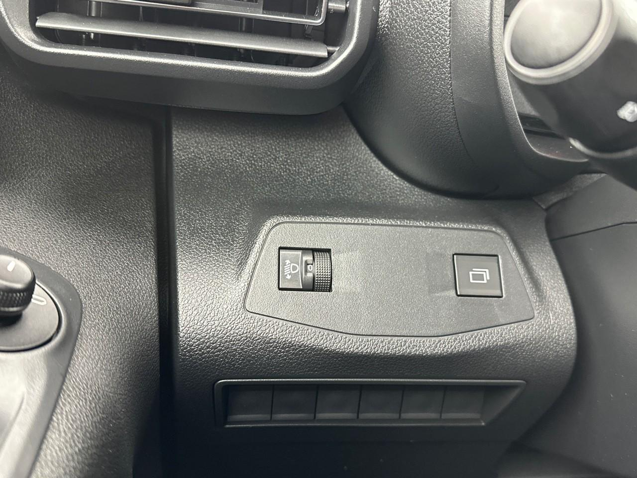 Citroën Berlingo van m diesel 100 ch manuelle — photo 16