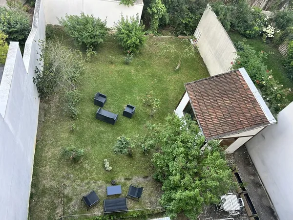 d'un appartement de 3 pièces de 48m2 2 chambres 12m2