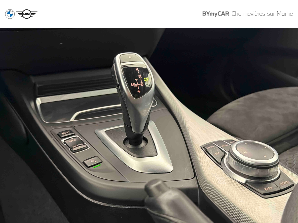 BMW Cabriolet 220i 184 ch BVA8 — photo 23