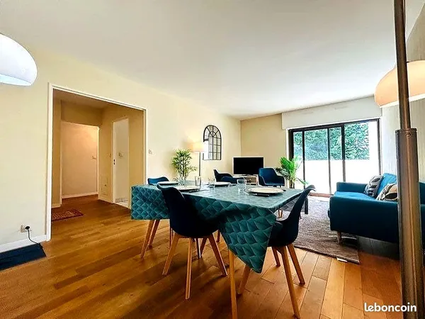 T4 meublé 87m² hypercentre Angers - balcon - parking - 0 frais agence