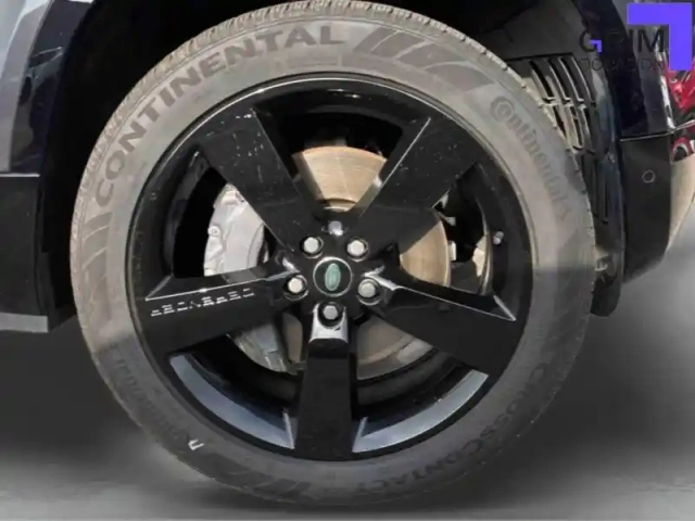 Land Rover Defender 110 p400e phev bva8 x-dynamic — photo 14
