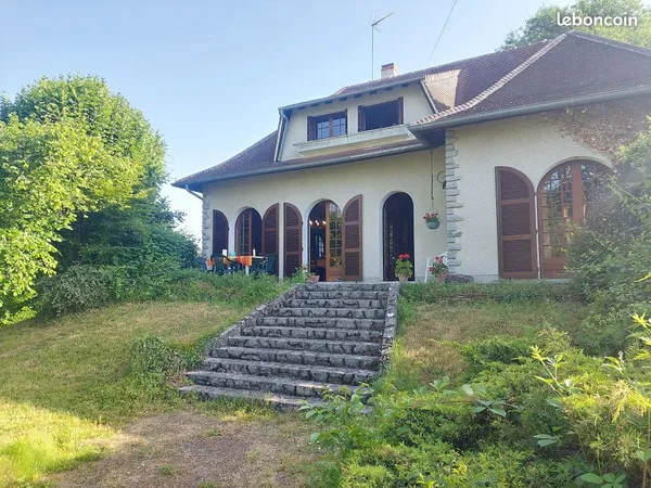 Pavillon 6 pièces 150 m²