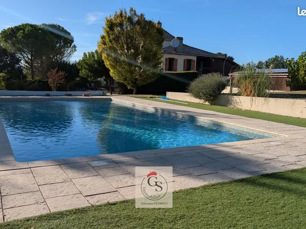 Maison 15 pièces 428 m²