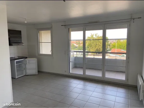 T2 46m2 +Terrasse 7.5m2 vue dégagée et parking fermé