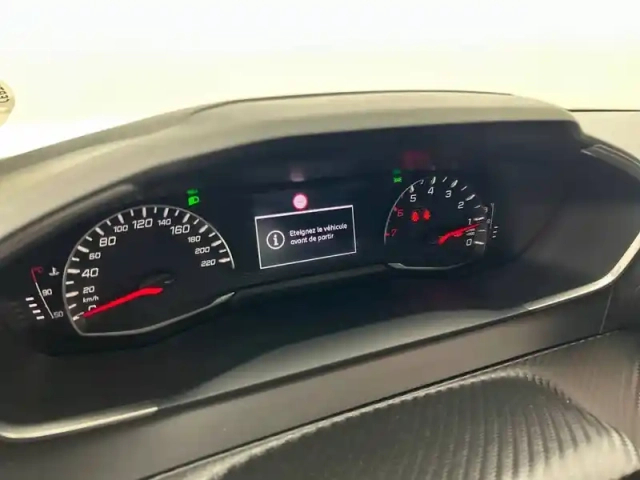 Peugeot 208 puretech 75 s&amp;s bvm5 — photo 50