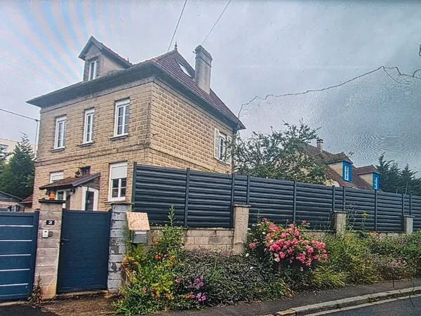Famille ou investisseurs Immeuble de caractère proche centre-ville de Beauvais