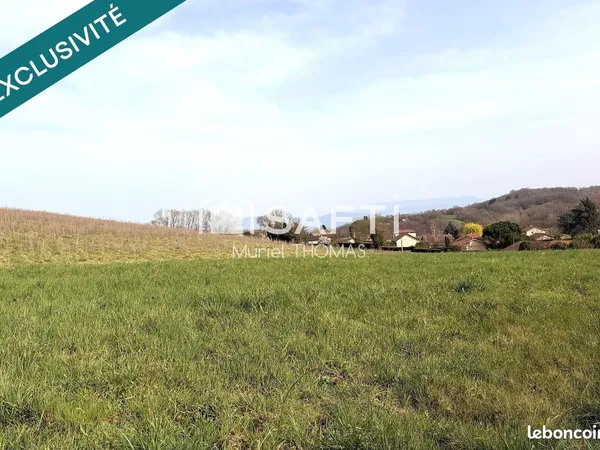 Terrain 2137 m² SAINT-CHEF