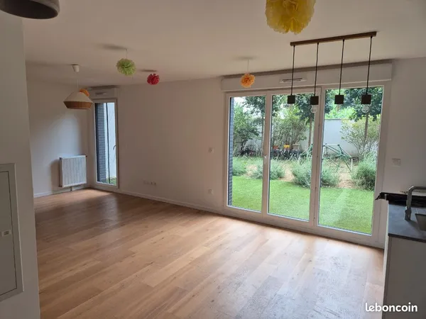 Duplex avec jardin sans vis à vis