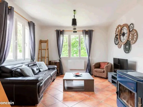 Appartement T4 de 79 m² avec jardin privatif de 200 m² - Chorges
