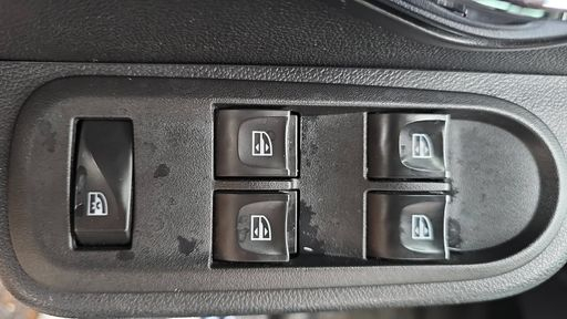 Dacia Duster 1.5 dCi 110 - Prestige – 2016 – 97160 km – Diesel – Boîte Manuelle — photo 6
