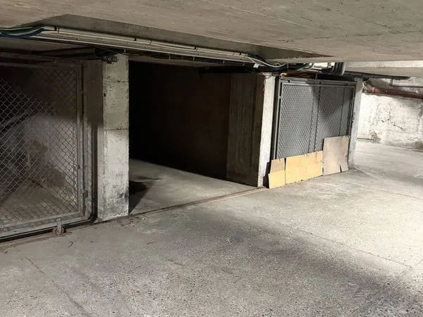 Parking 10 m²