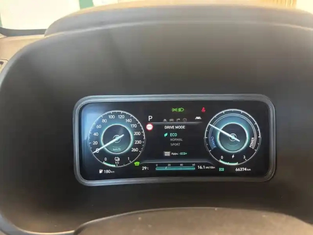 Hyundai Kona electrique 64 kwh - 204 ch — photo 41