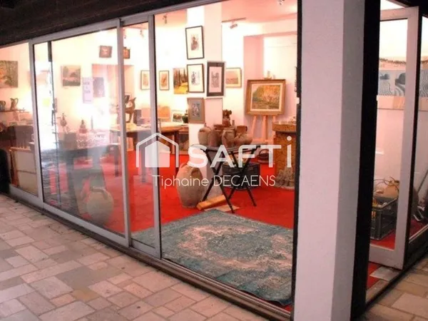 local commercial ideal Tatooeur, esthetique, onglerie ...