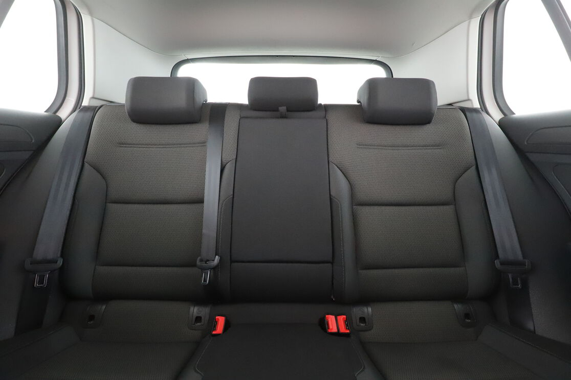 Volkswagen e-Golf VII e-Golf Electrique 35.8 kWh — photo 14