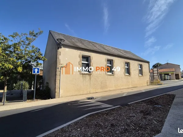 Local 60 m² Beaurepaire