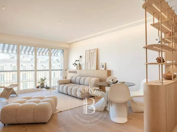 Appartement 2 pièces 81 m²