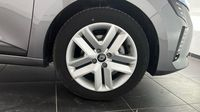 Renault Clio 1.5 dCi 100ch Evolution - 25 — photo 20