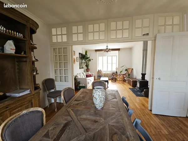 Maison 6 pièces 160 m²