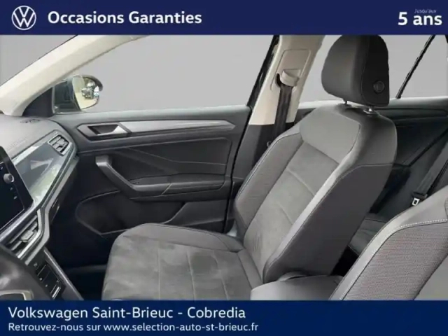 Volkswagen T-Roc 1.5 tsi evo 150ch style dsg7 — photo 8