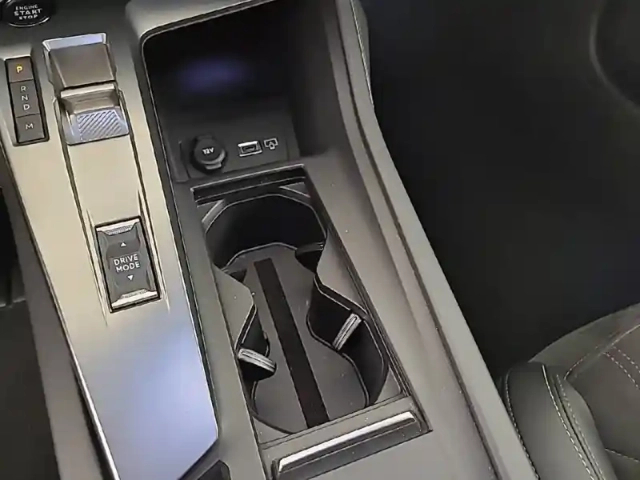 Peugeot 408 puretech 130 ch s&amp;s eat8 — photo 20