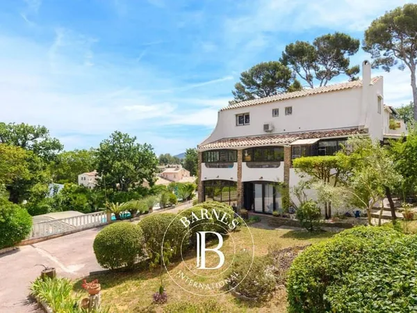Maison 7 pièces 200 m²