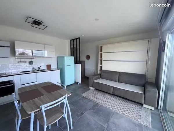 À VENDRE - STUDIO DE 28 m² ENTIÈREMENT ÉQUIPÉ À NEUF - RÉSIDENCE SÉCURISÉE AVEC PISCINE